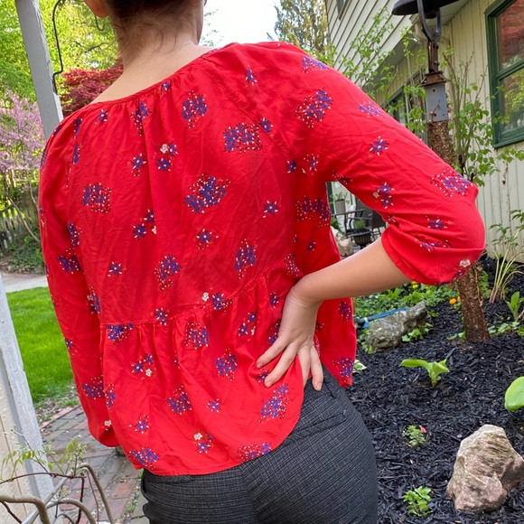 Old Navy flowy red boho top - Picture 3 of 4